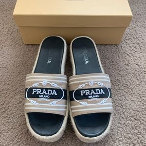 Logo Prada Espadrille slides